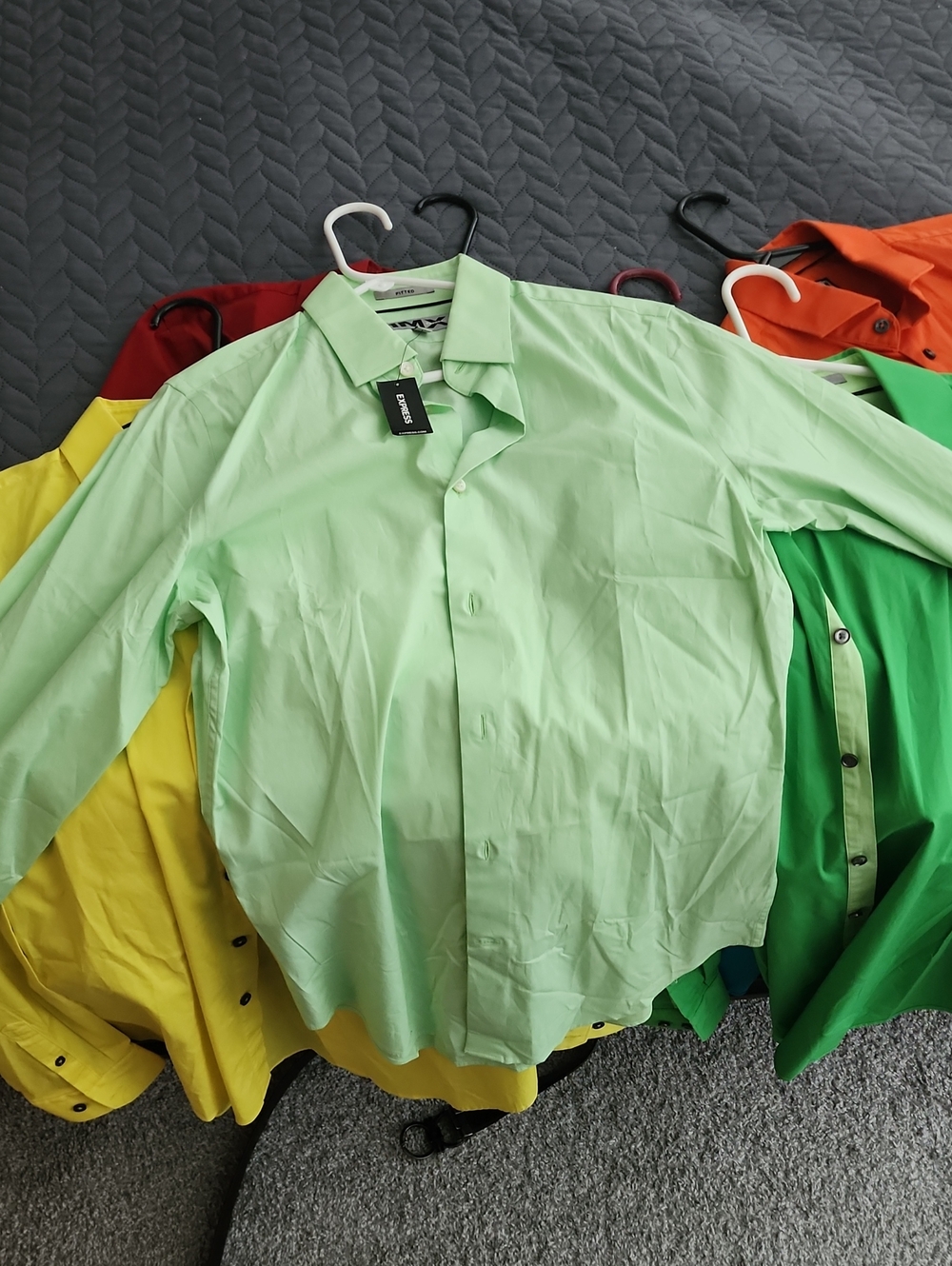 1MX Express Light Green Men's Dress Shirt - Solid Button-Up